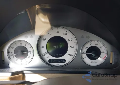 2009 Mercedes-Benz E 350 из США, поврежденный, VIN WDBUF56X39B395616